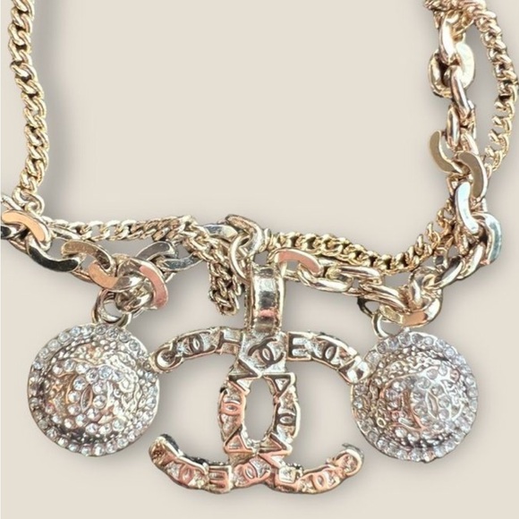 Chanel double Strass, crystal charm, platinum bracelet, CC stamped 2023, New - Picture 2 of 5